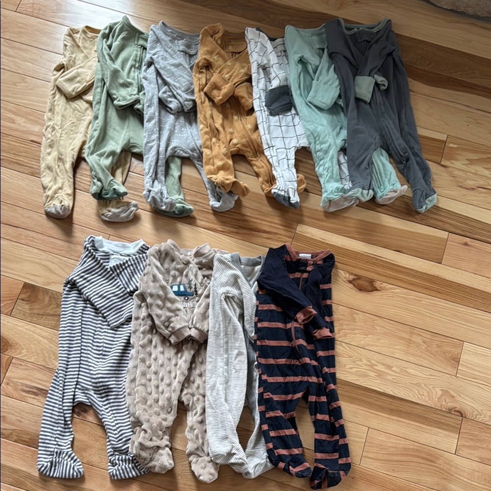 Lot of 11. 0-3 sleepers